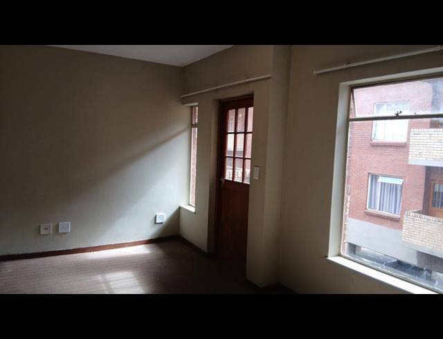 1 BEDROOM PROPERTY TO RENT IN AUCKLAND PARK